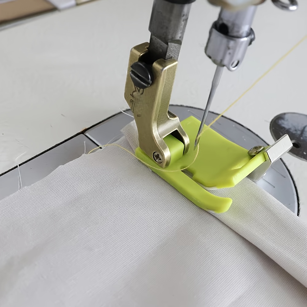 Textile Sewing Machine - قطعة واحدة، لون عشوائي، قدم ضاغطة