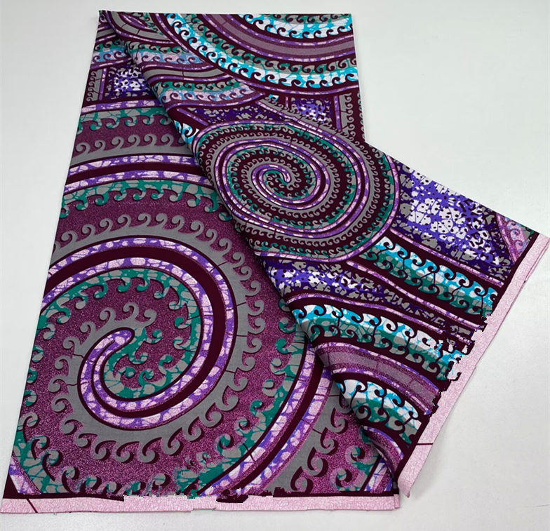 Sewing Batik Fabric - قماش أنقرة النيجيري المطبوع بالشمع، قماش